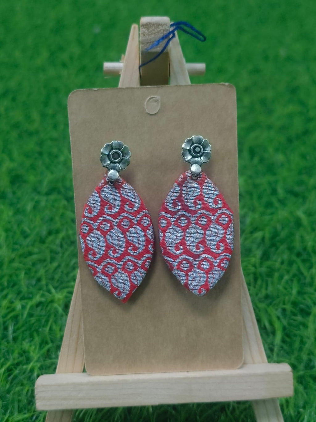 Handcrafted Leaf-Shaped Fabric Earrings - Zipal